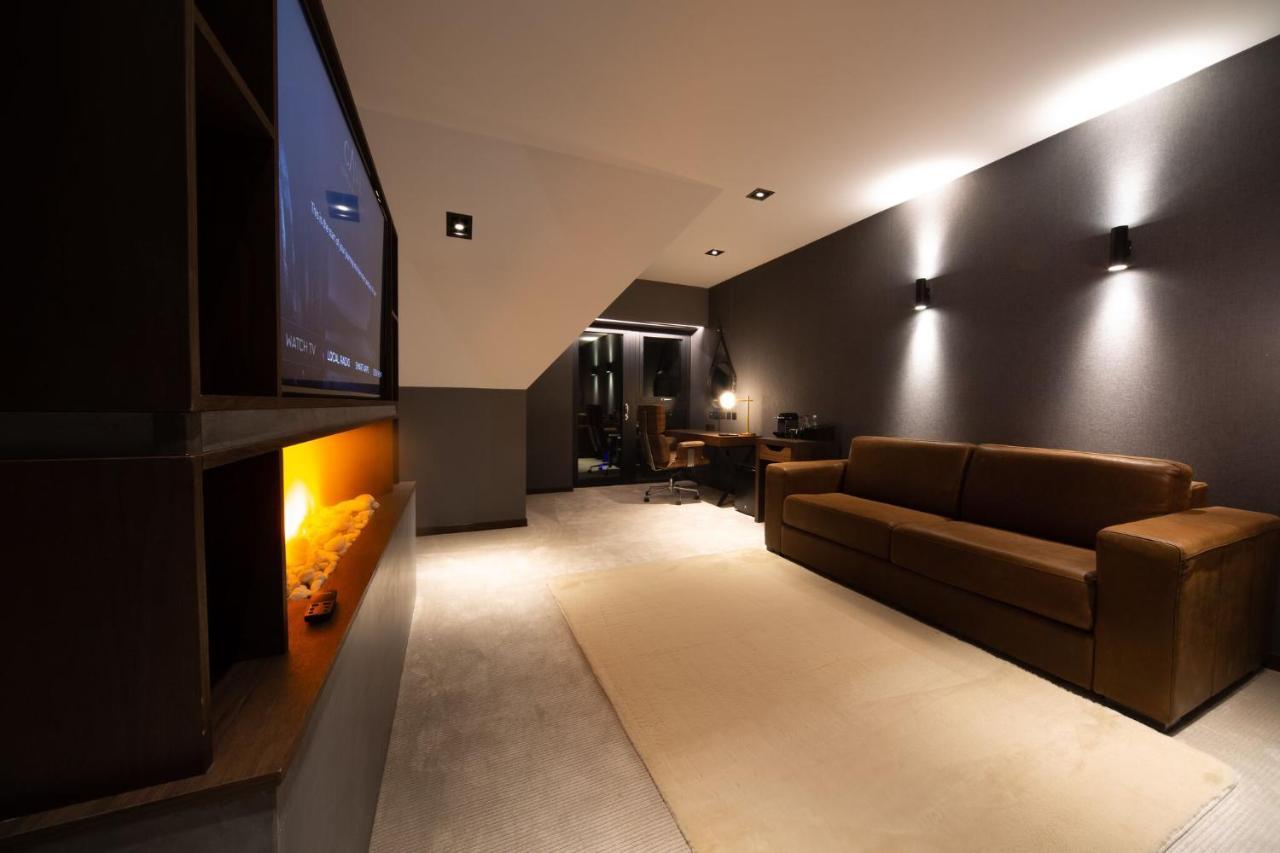 Cave & Golf Hotel 4*